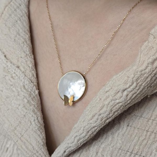 گردنبند صدفی پروانه