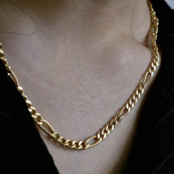 گردنبند فیگارو